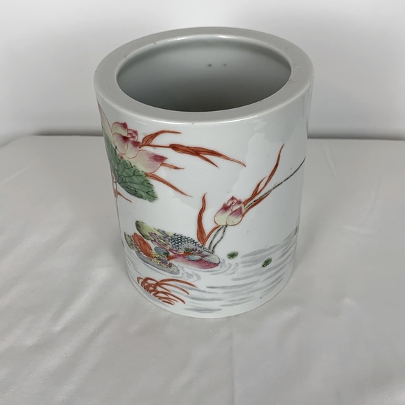 Chinese White Ceramic Water Graphic with Ducks & Flowers Container Vase Planter - Picture 2 of 9